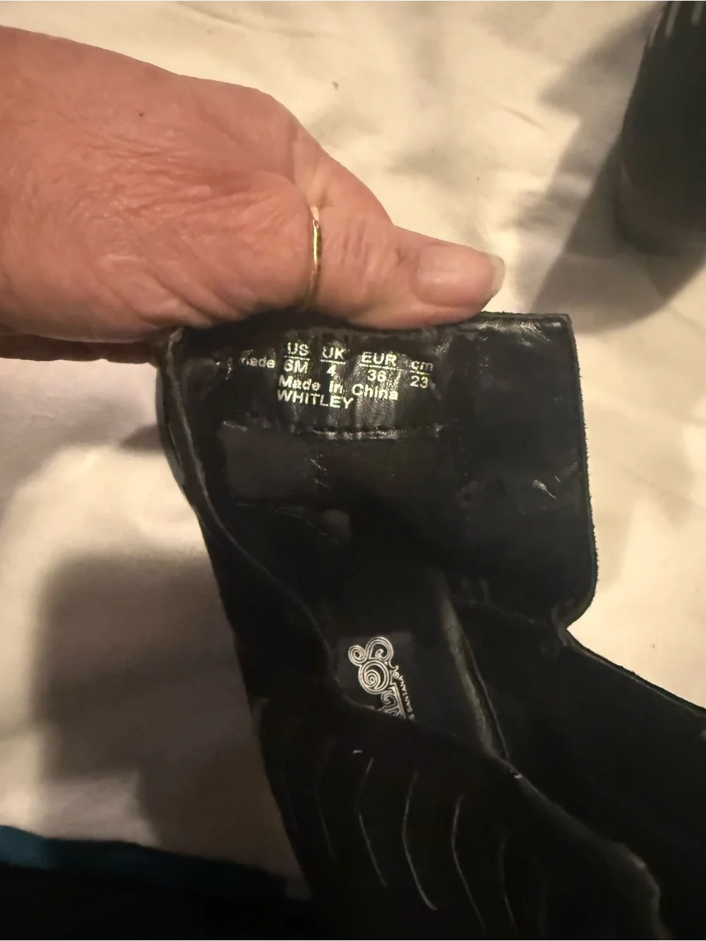 Carlos by Carlos Santana stylish black